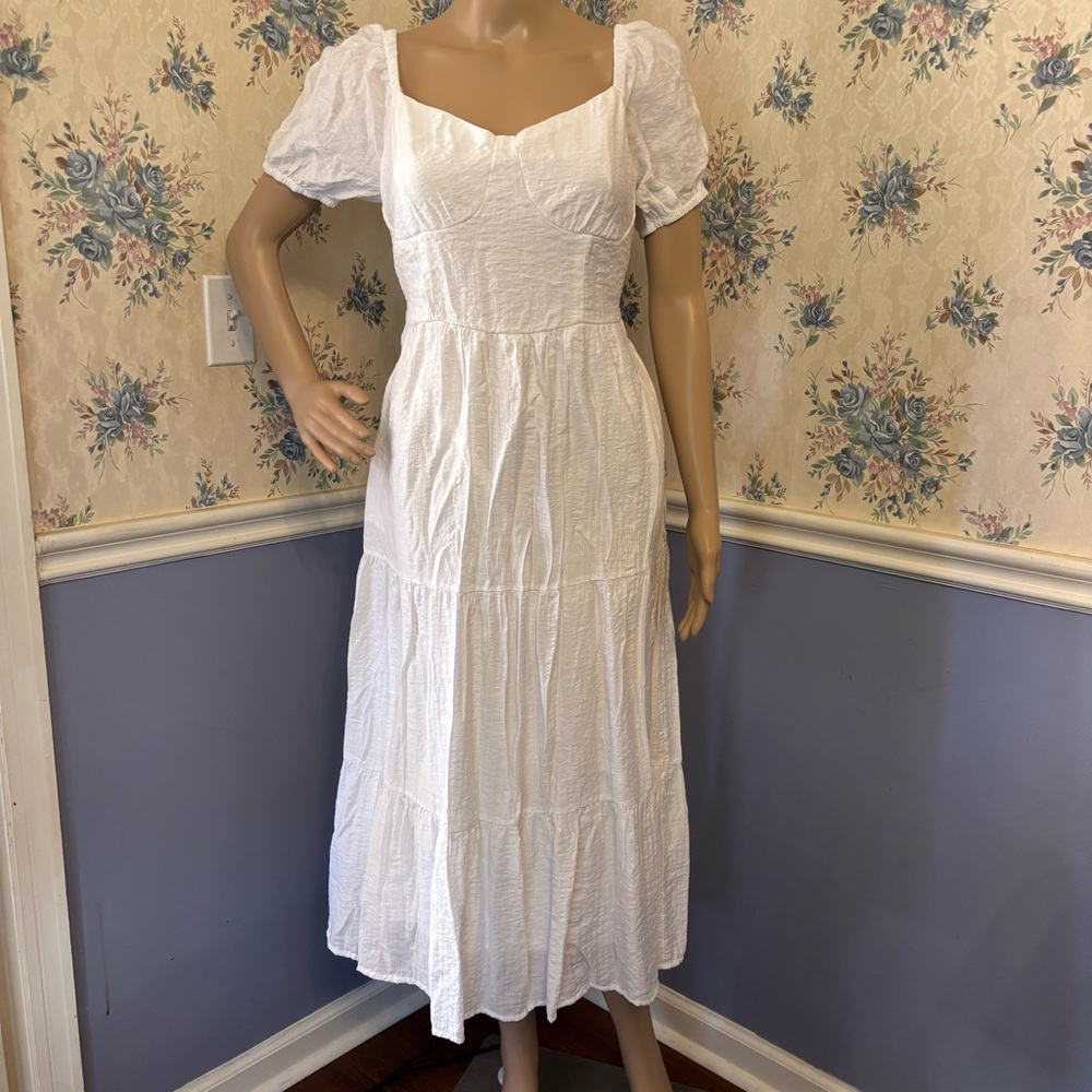 Jessica Simpson White Smocked Puff Sleeve Midi Dress, Size M